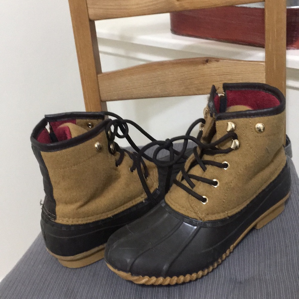 combat boots